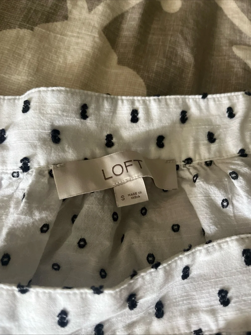 LOFT (White) Eyelet Puff Sleeve Blouse Women Small